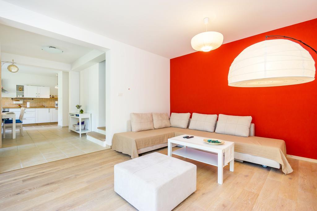 Apartment Barbina Kastelina Sveti Juraj Extérieur photo